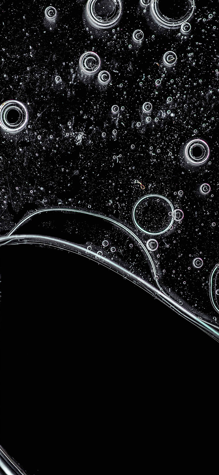 wallpaper of Air Bubbles In Black Water