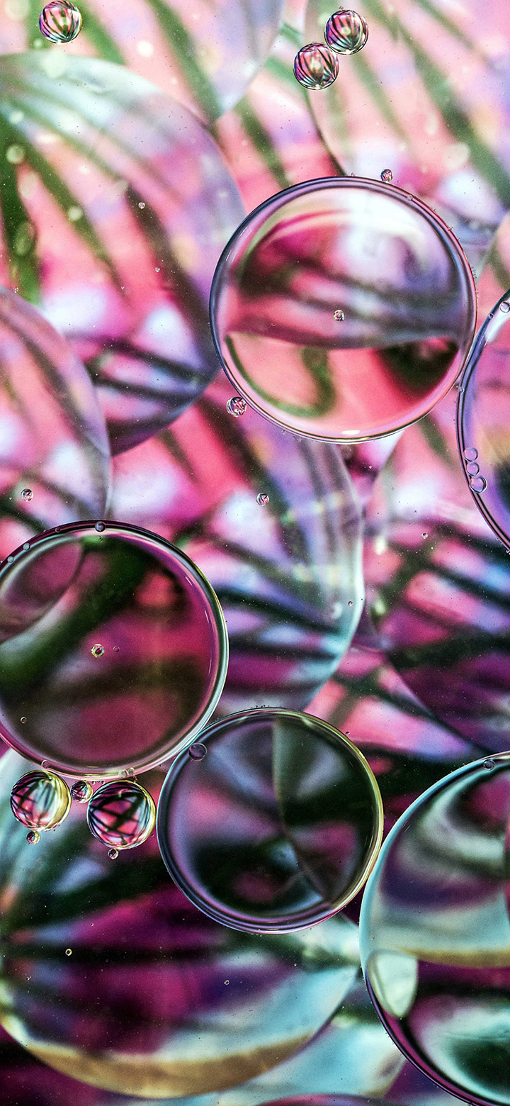 wallpaper of Clear Bubbles In The Water