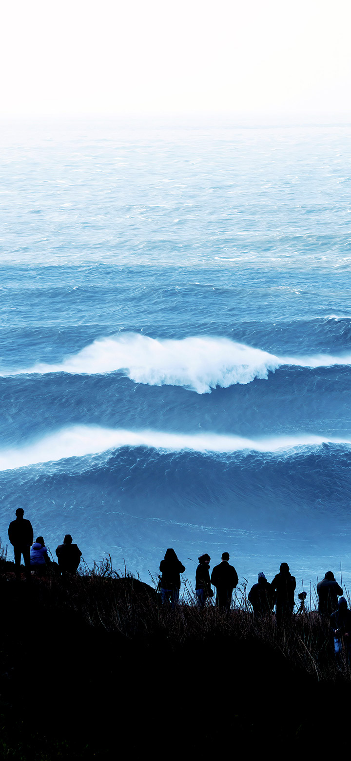 wallpaper of cliff near a rough blue sea