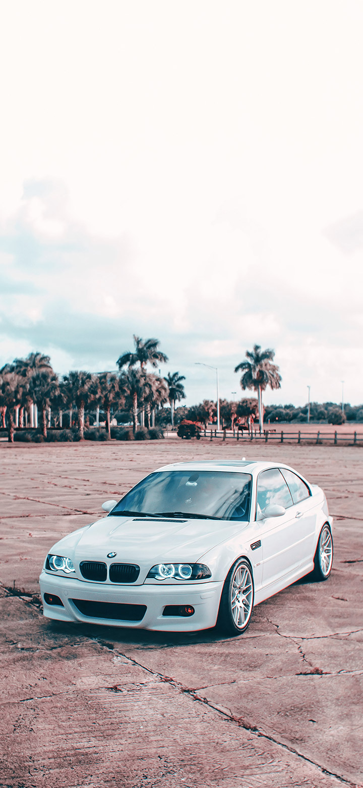 wallpaper of white bmw m3 coupe during aesthetic day