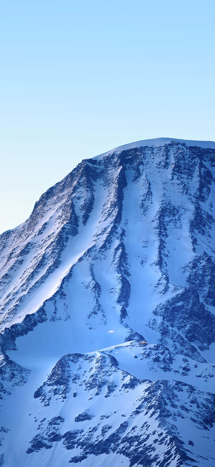 wallpaper of bluish mountain covered with snow